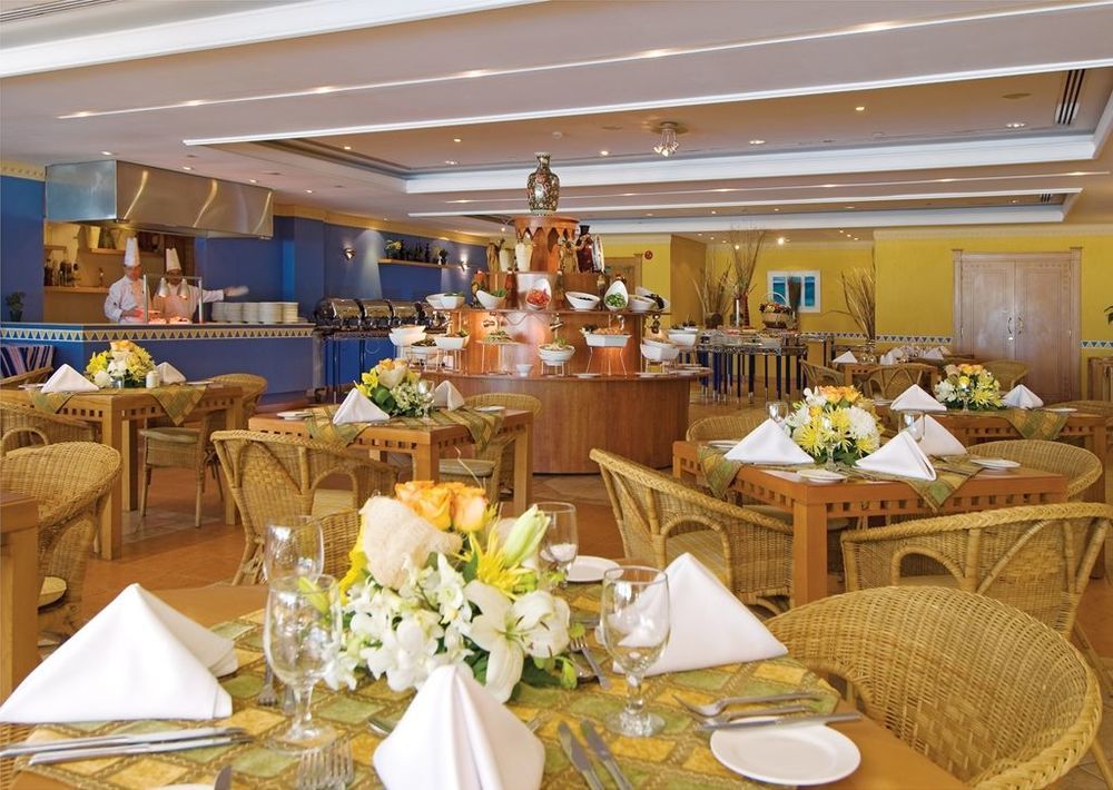 Coral Beach Resort Sharjah Restaurant billede